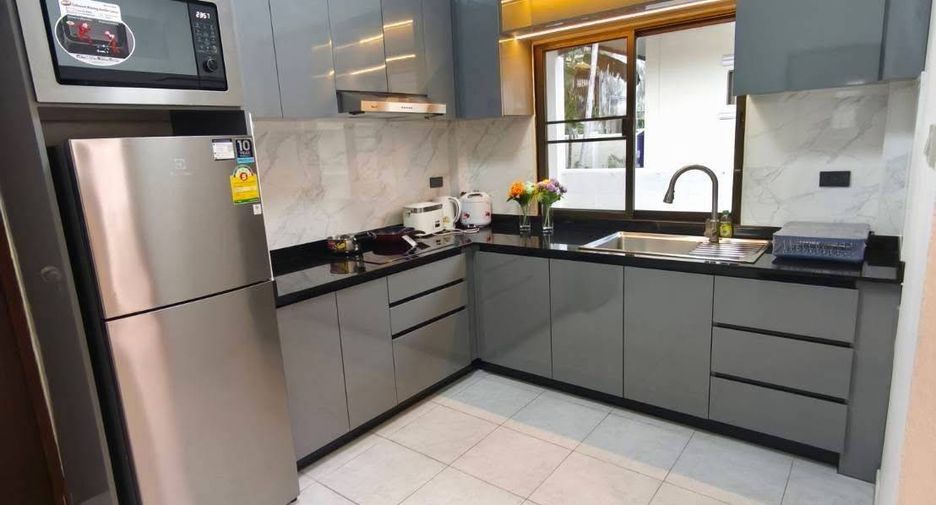 For rent 3 bedrooms house in Jomtien, Pattaya