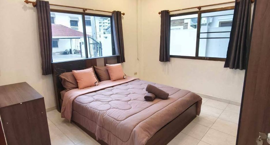For rent 3 bedrooms house in Jomtien, Pattaya