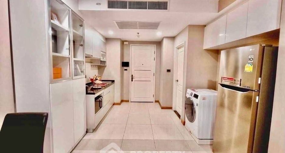 For rent 1 bed condo in Huai Khwang, Bangkok