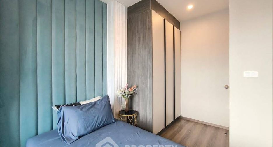 For rent 2 bedrooms condo in Huai Khwang, Bangkok