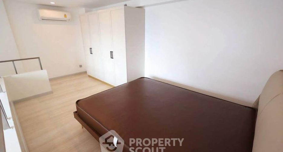 Condo en alquiler de 1 habitaciones en Sathon, Bangkok