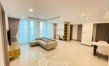 For rent 2 bedrooms condo in Watthana, Bangkok