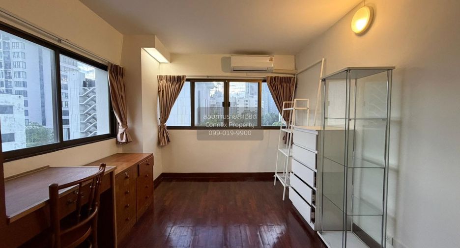 Condo en alquiler de 3 habitaciones en Watthana, Bangkok