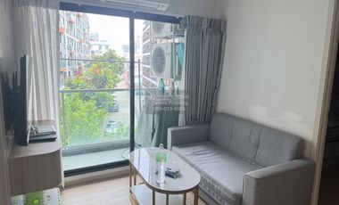 For rent 2 bedrooms condo in Huai Khwang, Bangkok