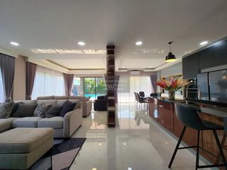 For rent 4 bedrooms house in Bang Lamung, Chonburi