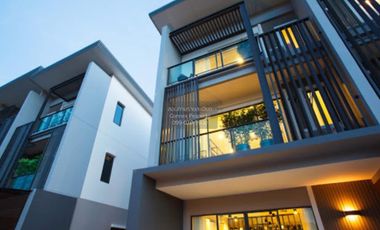 For rent 3 bedrooms townhouse in Bang Bua Thong, Nonthaburi