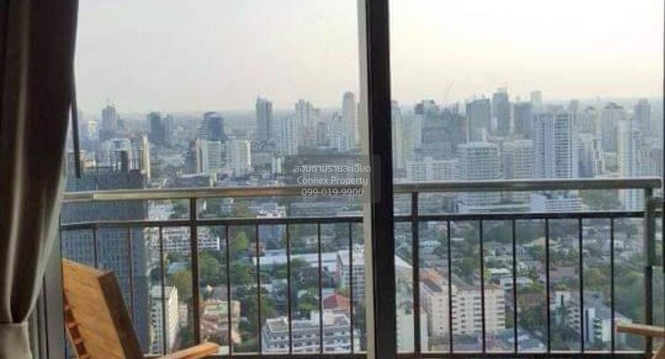 For rent 2 bedrooms condo in Watthana, Bangkok