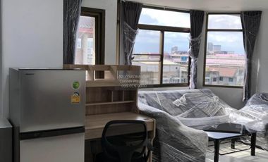 Wohnung zur Miete mit 2 Zimmer in Wang Thonglang, Bangkok