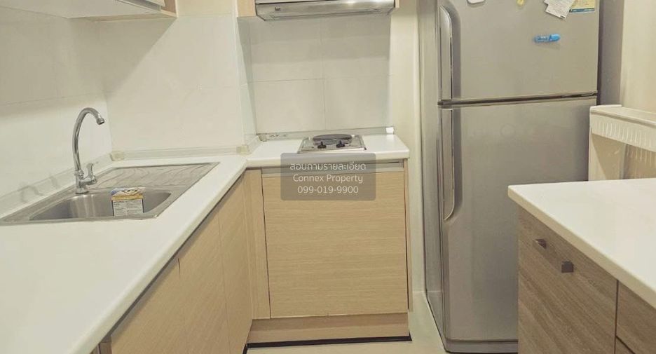 For rent 2 bedrooms condo in Huai Khwang, Bangkok