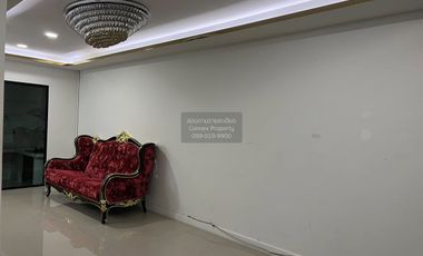 For rent 3 bedrooms townhouse in Sai Mai, Bangkok