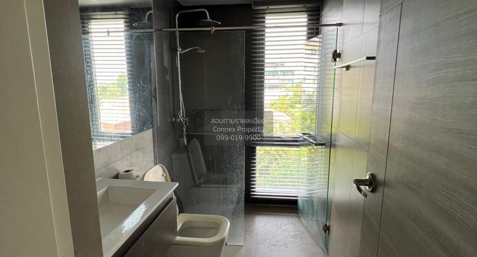 For rent 2 bedrooms condo in Phaya Thai, Bangkok