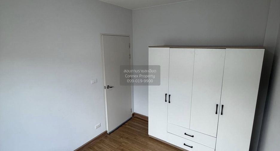 For rent 3 bedrooms townhouse in Krathum Baen, Samut Sakhon