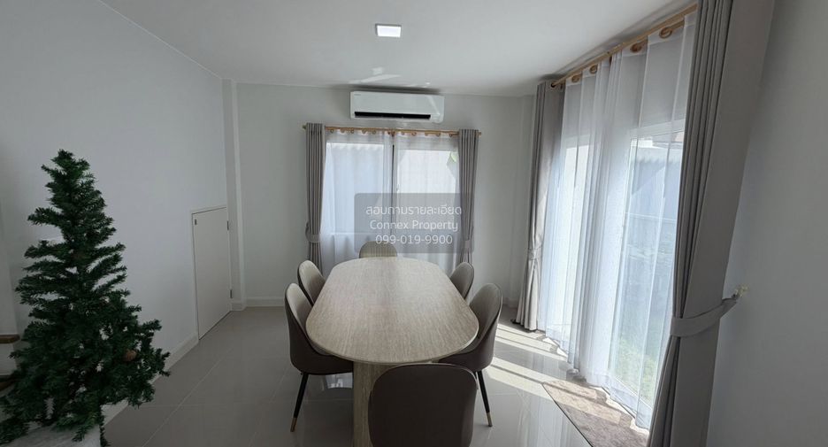 For rent 3 bedrooms townhouse in Krathum Baen, Samut Sakhon