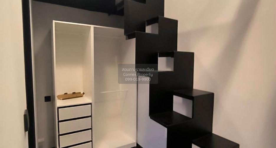 For rent 3 bedrooms townhouse in Huai Khwang, Bangkok