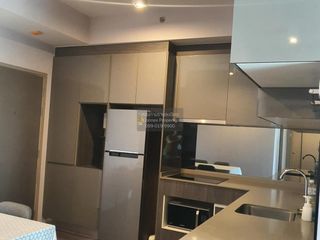 For rent 2 bedrooms condo in Huai Khwang, Bangkok