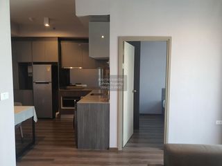 For rent 2 bedrooms condo in Huai Khwang, Bangkok