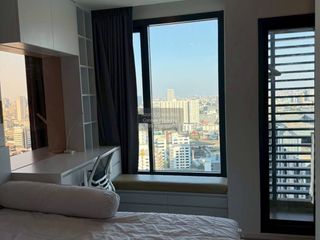 For rent 1 bed condo in Phaya Thai, Bangkok