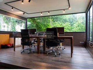 For rent 3 bedrooms townhouse in Wang Thonglang, Bangkok