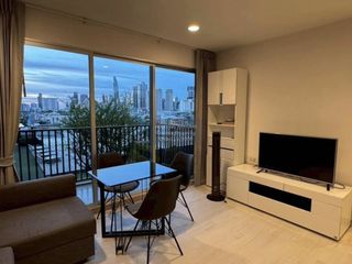 For rent 2 bedrooms condo in Yan Nawa, Bangkok