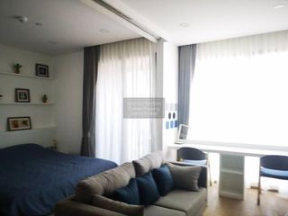 For rent 1 bed condo in Bang Rak, Bangkok