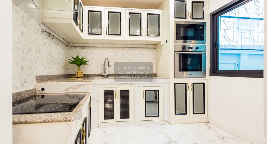 Reihenhaus zur Miete mit 4 Zimmer in Chatuchak, Bangkok