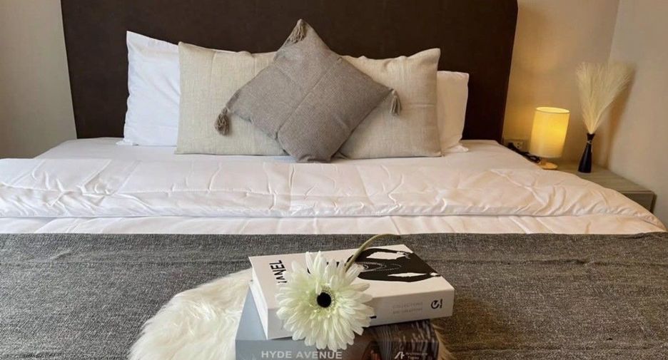 For rent 1 bed condo in Watthana, Bangkok