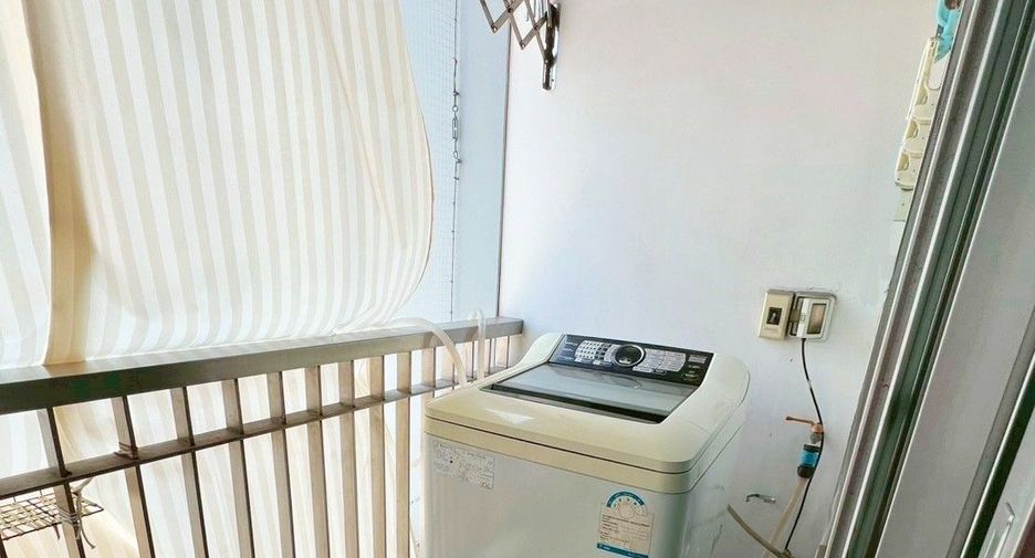 For rent 2 ベッドルーム condo in Watthana, Bangkok