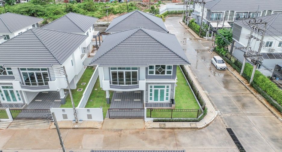 For sale and for rent 4 bedrooms house in Thalang, Phuket