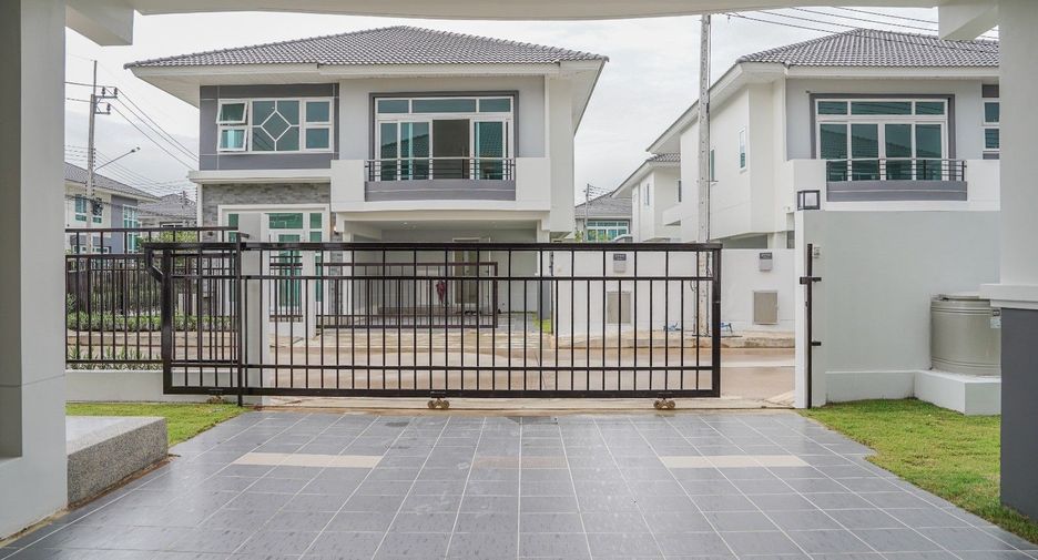 For sale and for rent 4 bedrooms house in Thalang, Phuket