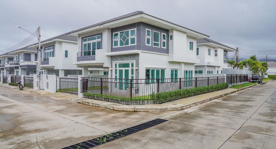 For sale and for rent 4 bedrooms house in Thalang, Phuket