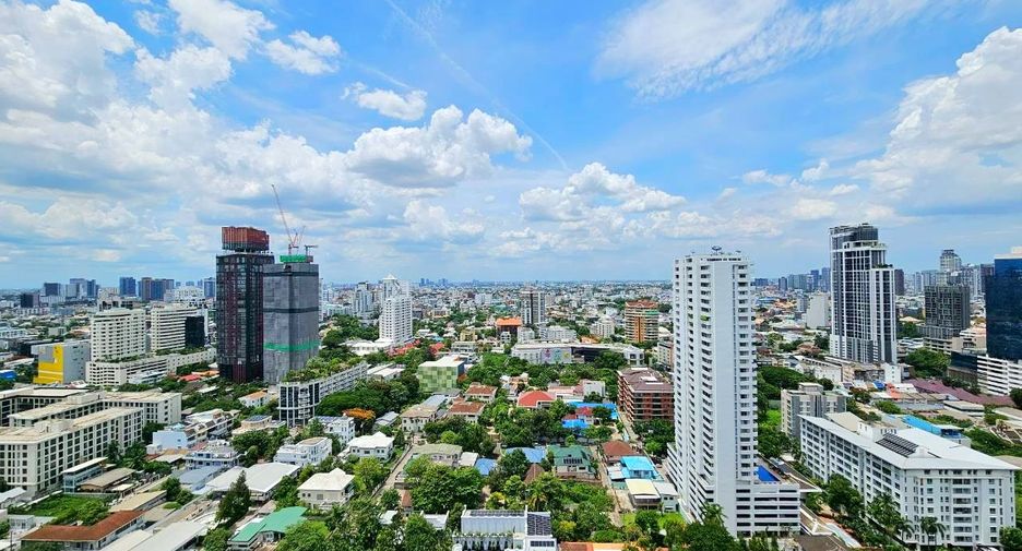 Аренда и продажа 2 спальни кондо в Щаттхана, Бангкок