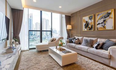For rent 2 bedrooms condo in Khlong Toei, Bangkok