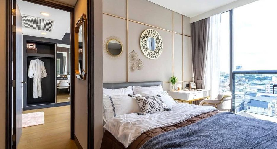 For rent 2 bedrooms condo in Khlong Toei, Bangkok