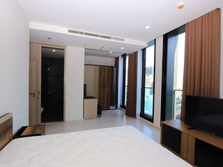 À louer et à vendre 2 chambres condo à Pathum Wan, Bangkok