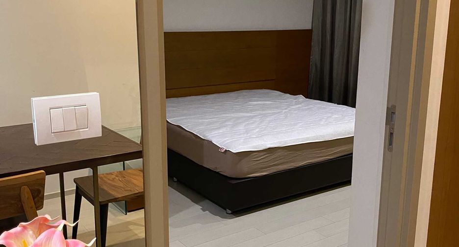 Wohnung zur Miete und zum Kauf mit 2 Zimmer in Pathum Wan, Bangkok