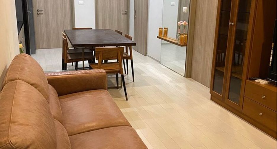 Wohnung zur Miete und zum Kauf mit 2 Zimmer in Pathum Wan, Bangkok