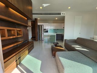 À louer 2 chambres condo à Pathum Wan, Bangkok