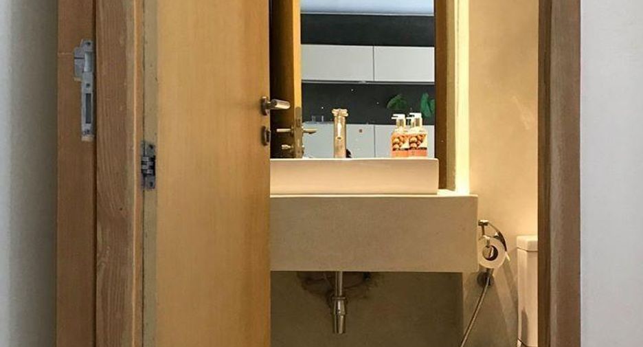 For rent 1 bed condo in Pathum Wan, Bangkok