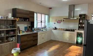 À vendre 4 chambres maison à San Sai, Chiang Mai