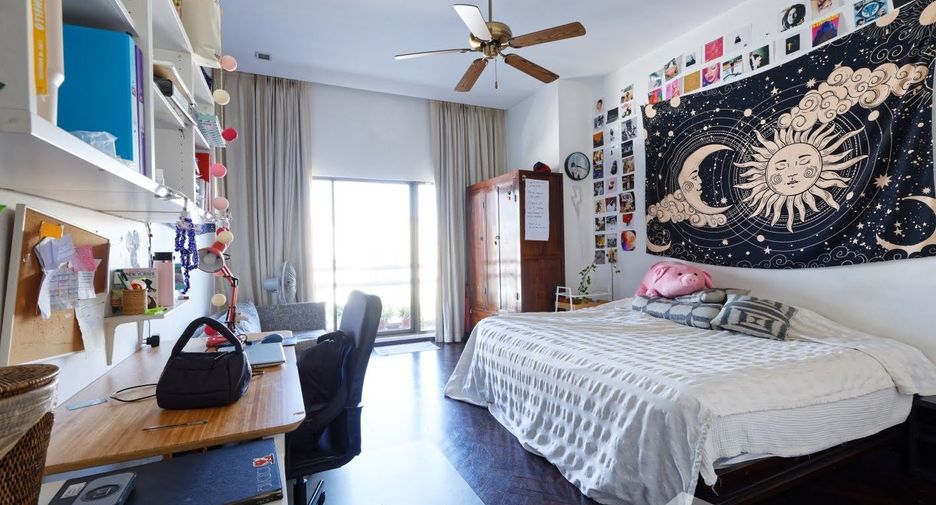 Wohnung zum Kauf mit 3 Zimmer in Watthana, Bangkok
