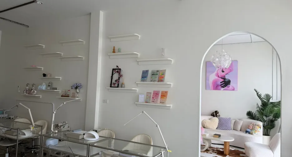 For sale 1 bed retail Space in Mueang Phuket, Phuket