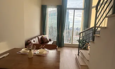 À louer 1 chambre condo à Bang Rak, Bangkok