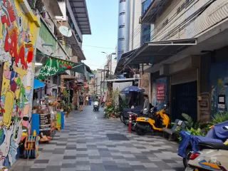 For sale studio house in Bang Rak, Bangkok