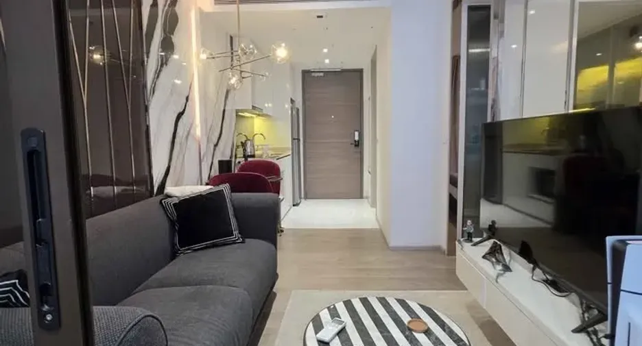 For rent 1 bed condo in Khlong Toei, Bangkok