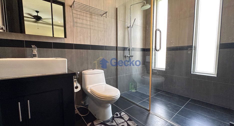 À vendre 4 chambres maison à East Pattaya, Pattaya