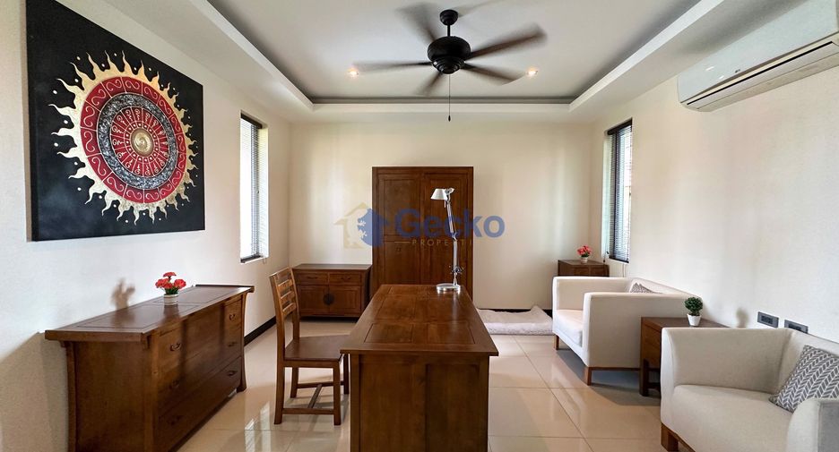À vendre 4 chambres maison à East Pattaya, Pattaya