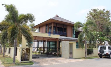 Casa en alquiler de 3 habitaciones en East Pattaya, Pattaya
