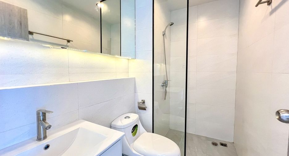 For rent 2 bedrooms condo in Jomtien, Pattaya