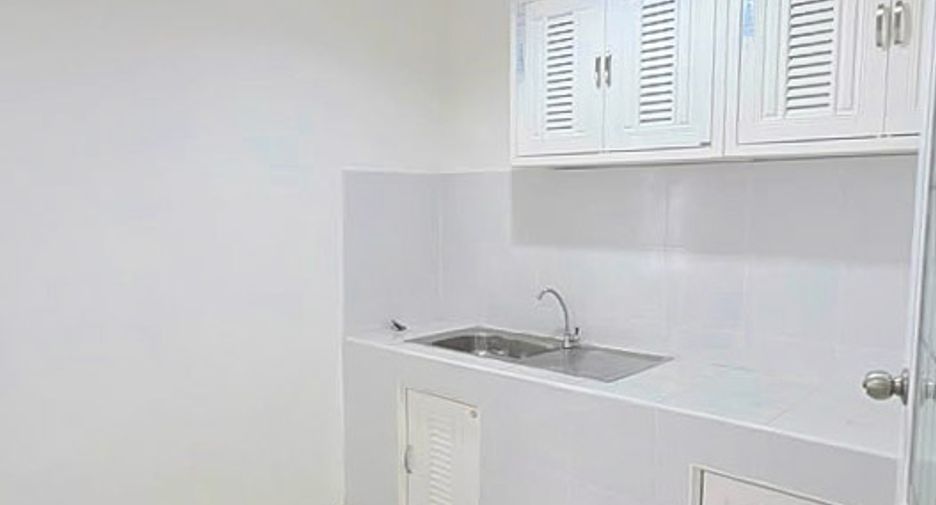 Casa adosada en venta de 2 habitaciones en East Pattaya, Pattaya