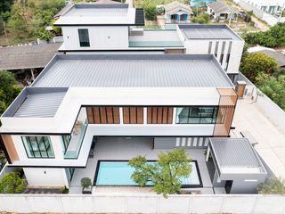For sale 5 bedrooms house in Bang Lamung, Chonburi